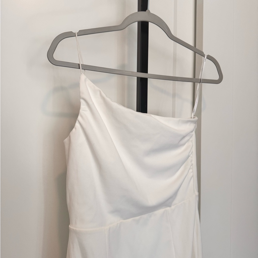 NWOT Lulu's Elegant Allure White One-Shoulder Midi Dress - Picture 5 of 11